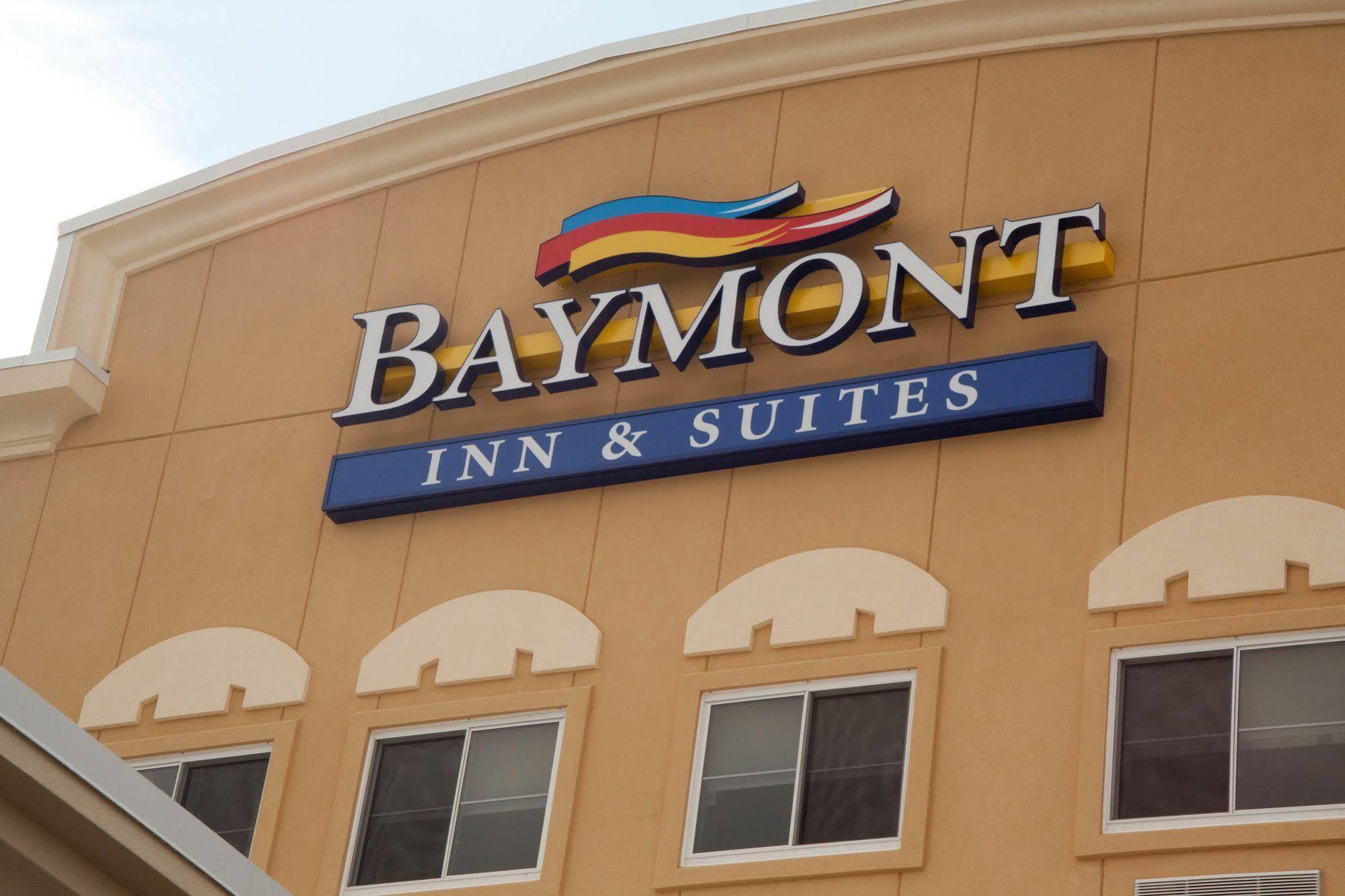 Baymont By Wyndham Erie Hotel Bagian luar foto